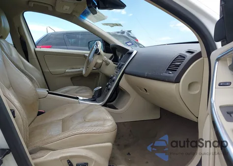 2013 Volvo Xc60 3.2 Premier из США, поврежденный, VIN YV4952DL2D2429382